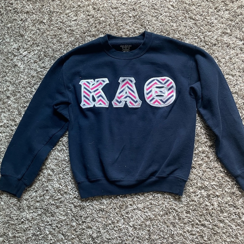 Gildan Navy Sweatshirt with Pink & White Chevron Greek Letters